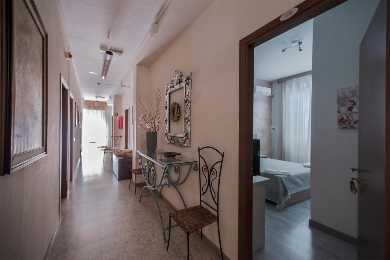 Hotel Sabatino Фоллоніка Екстер'єр фото