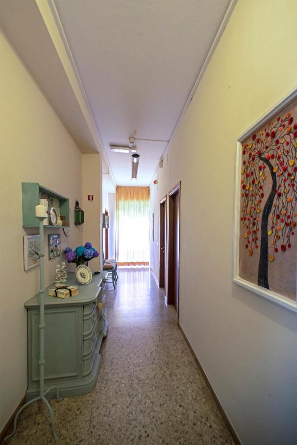 Hotel Sabatino Фоллоніка Екстер'єр фото