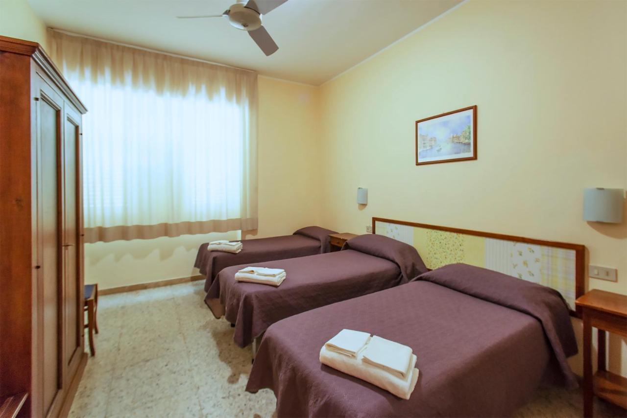 Hotel Sabatino Фоллоніка Екстер'єр фото