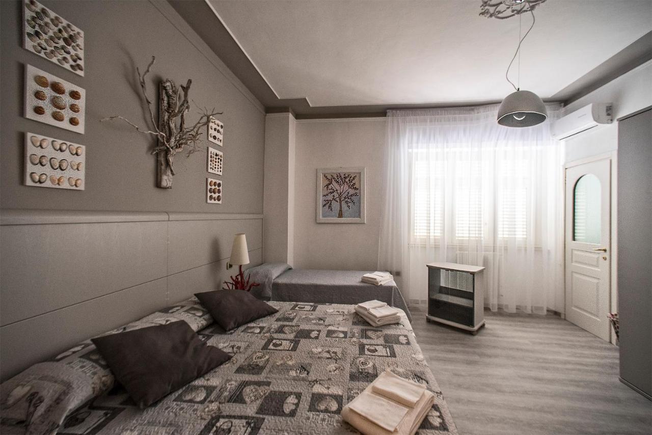 Hotel Sabatino Фоллоніка Екстер'єр фото