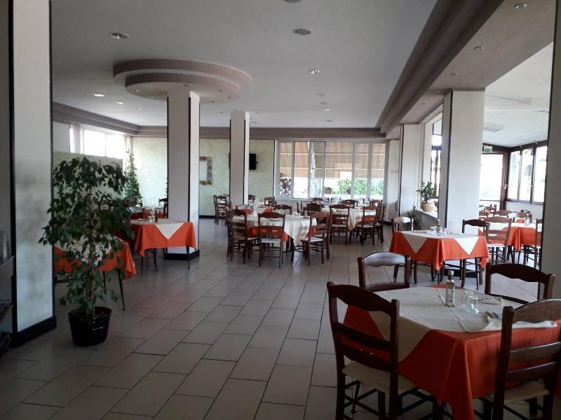 Hotel Sabatino Фоллоніка Екстер'єр фото