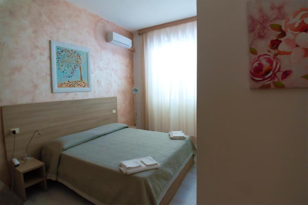 Hotel Sabatino Фоллоніка Екстер'єр фото