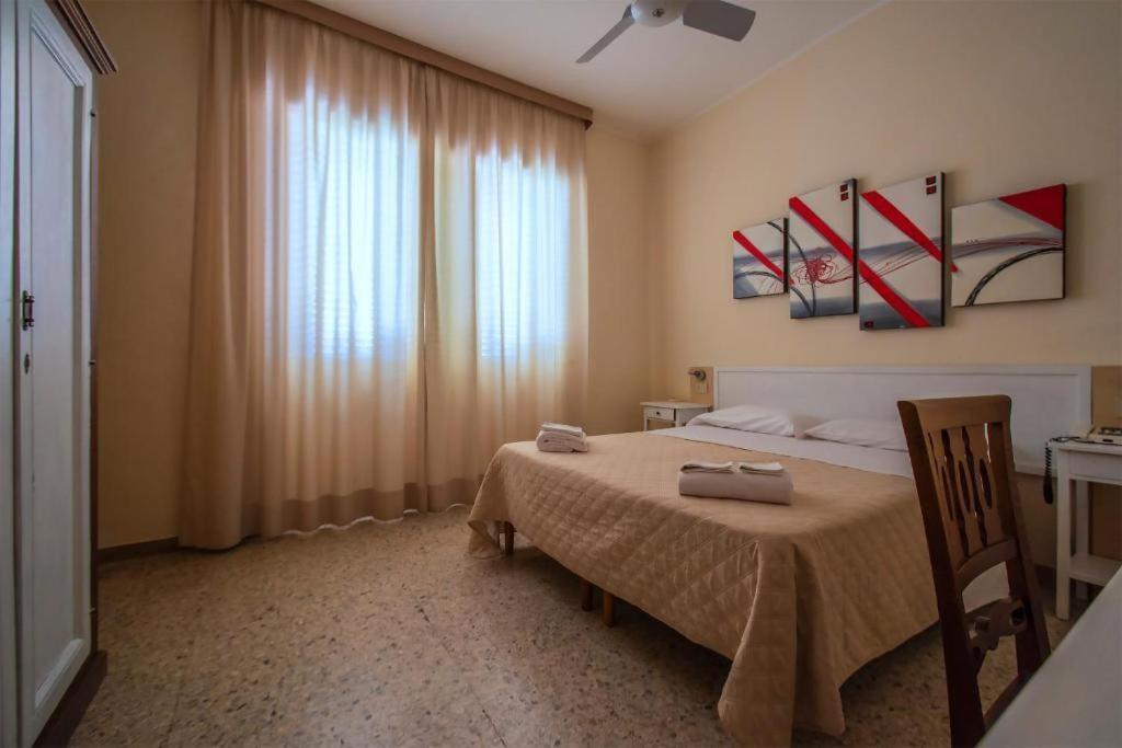 Hotel Sabatino Фоллоніка Екстер'єр фото